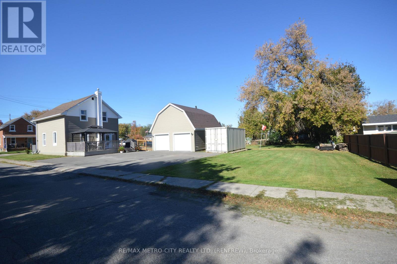 151 June Street — photo 14