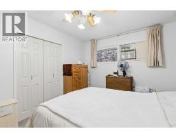 275 Northmount Drive NW - photo 14