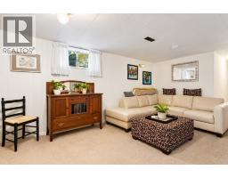 275 Northmount Drive NW - photo 21
