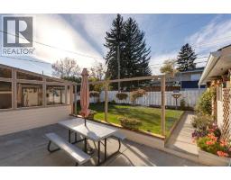275 Northmount Drive NW - photo 28