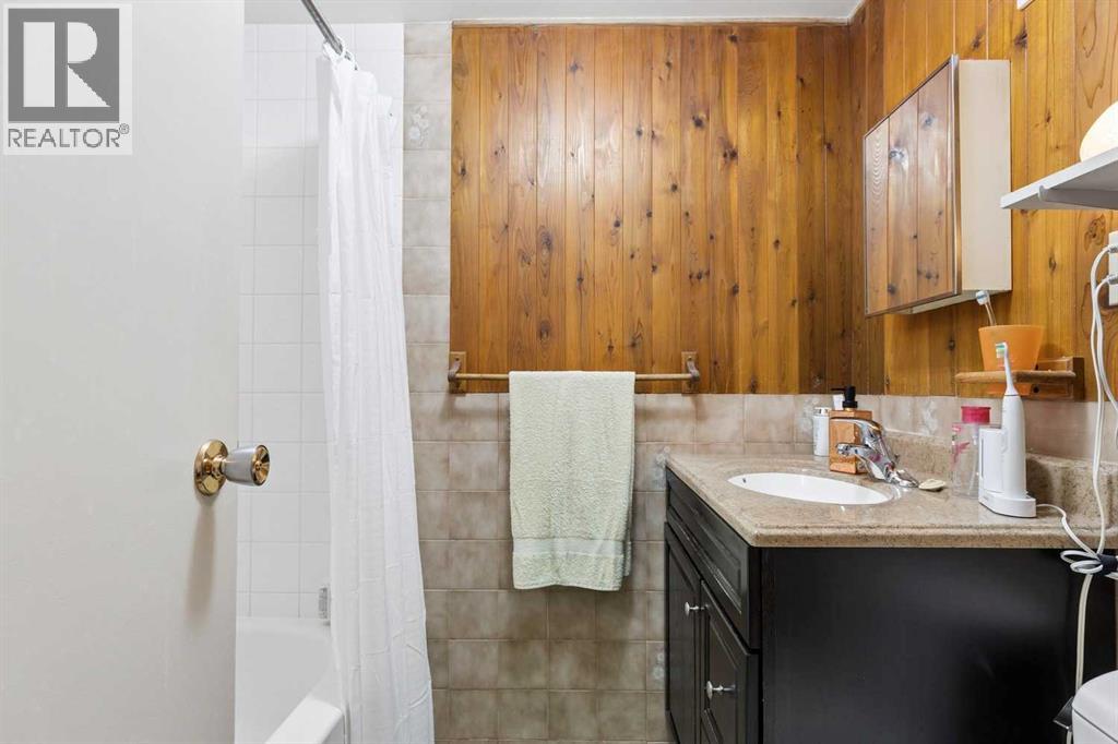 275 Northmount Drive NW - photo 25