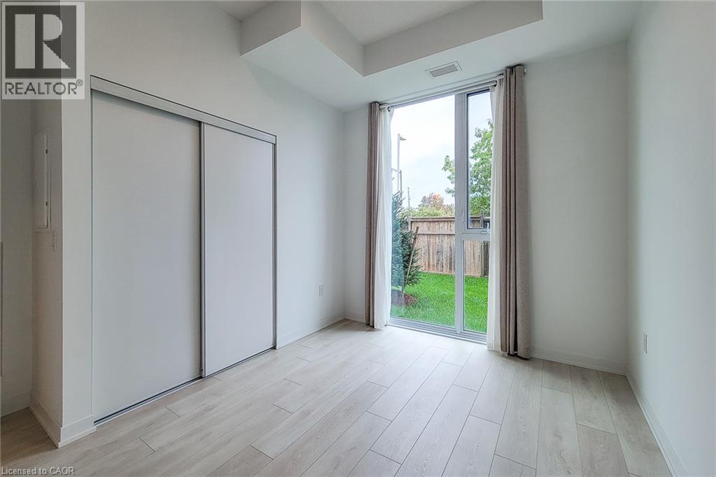 4878 Powers Common — photo 22