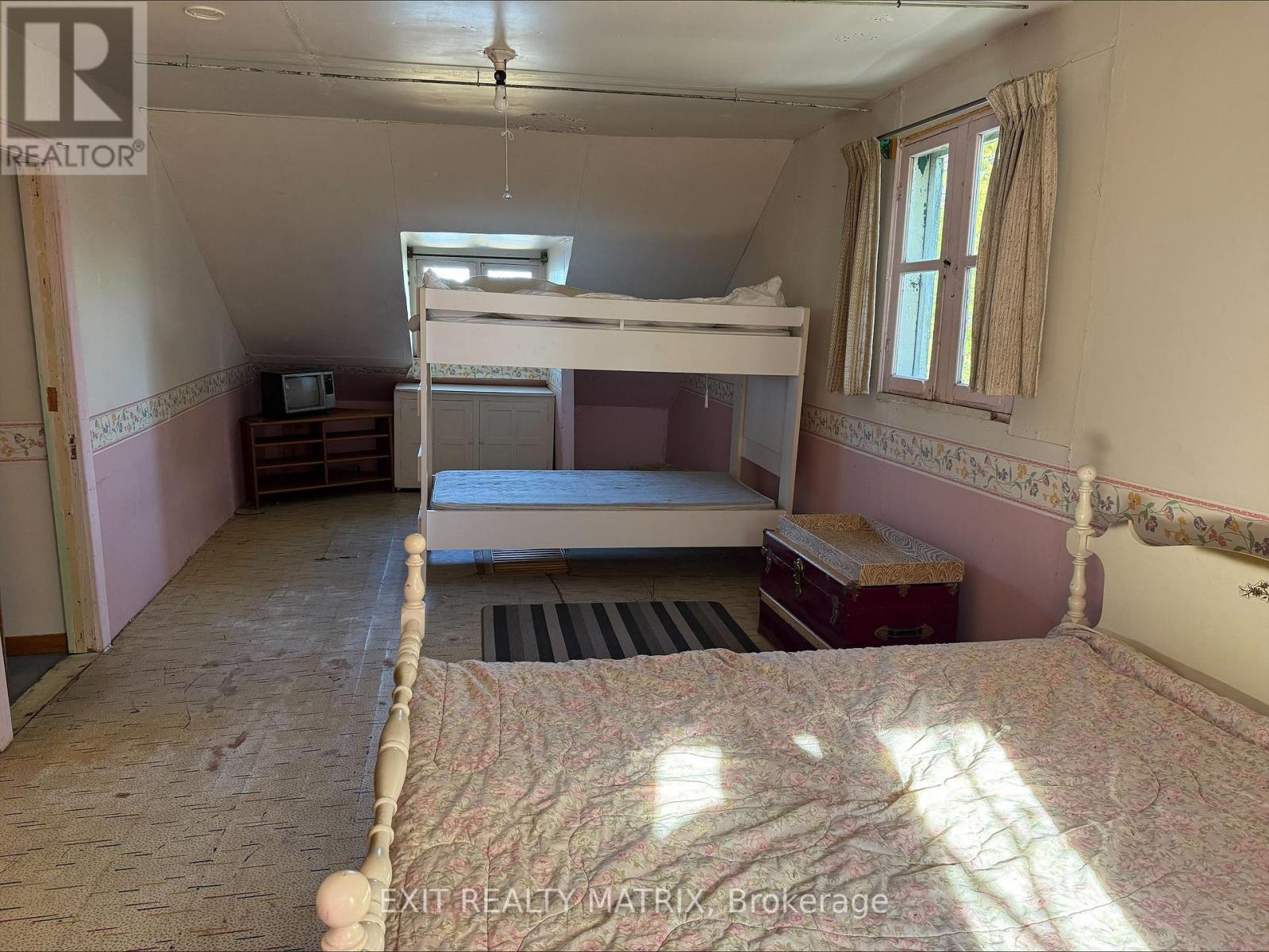 768 Forest Park Road — photo 12