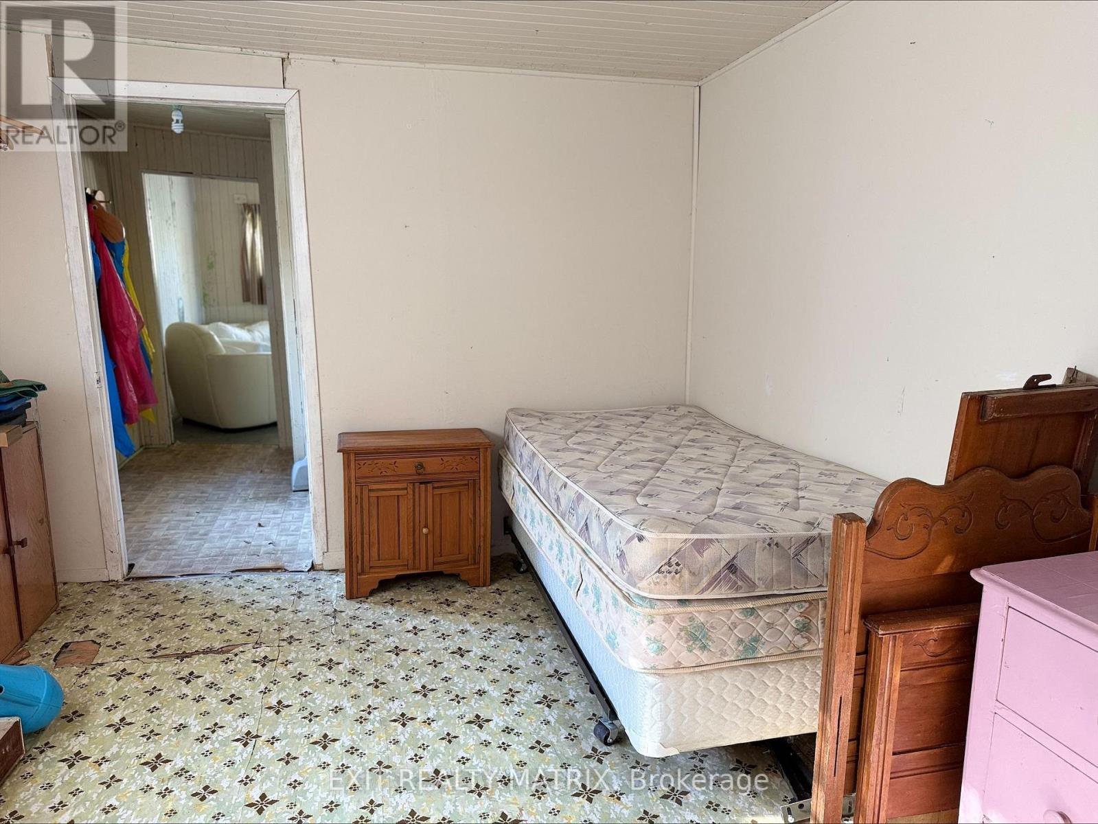 768 Forest Park Road — photo 3