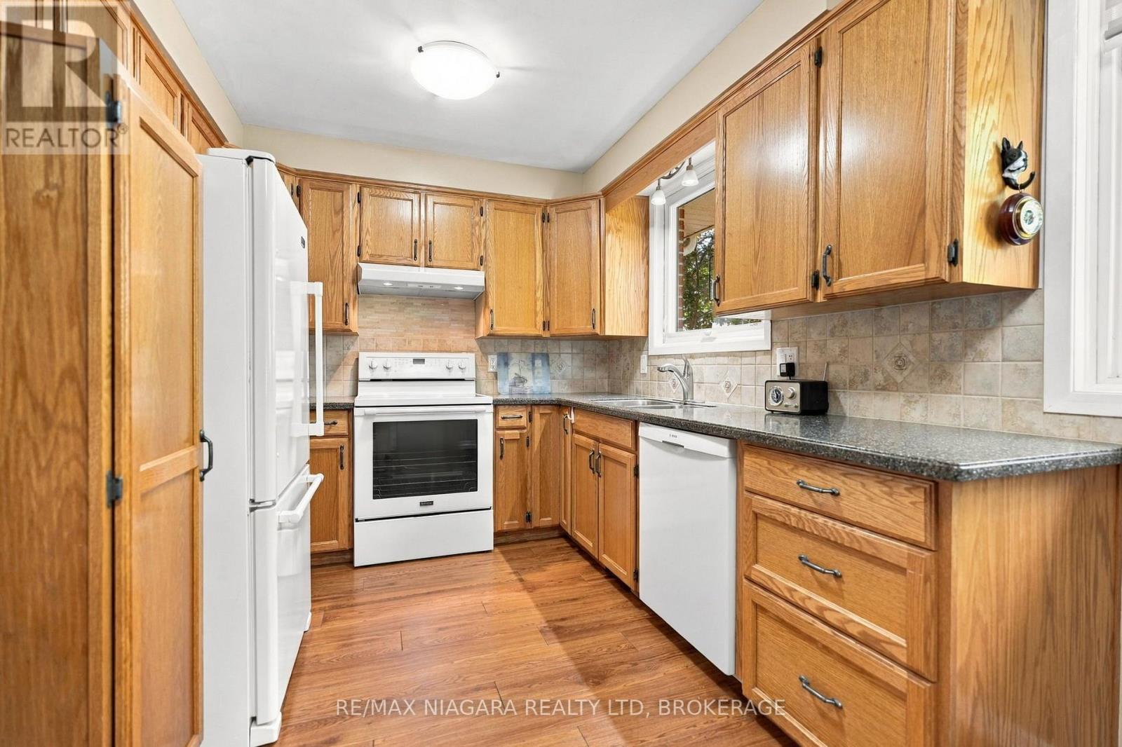 13 CHATHAM ROAD - 9