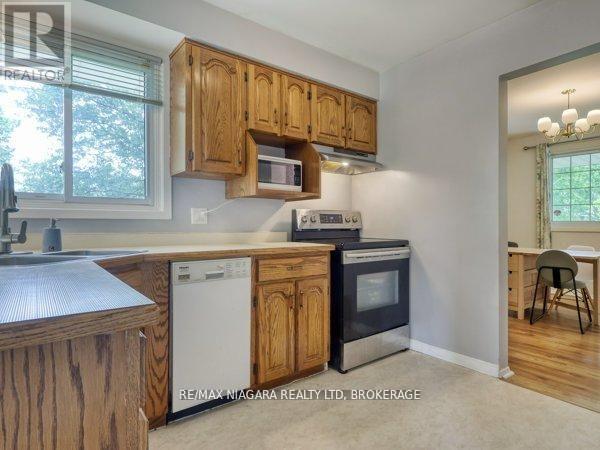 80 Pearce Avenue — photo 10