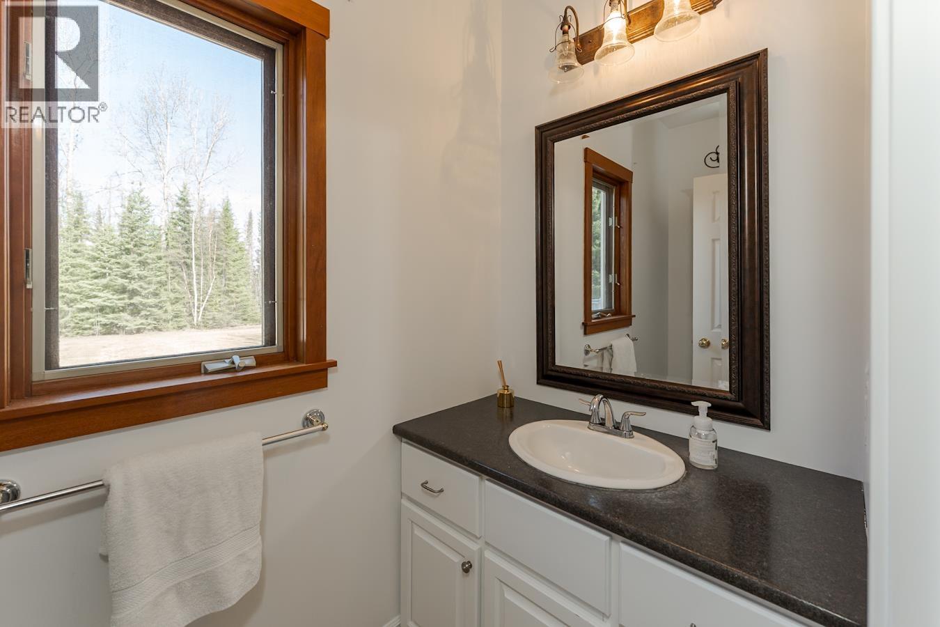 6743 VALLEYVIEW DRIVE - 21