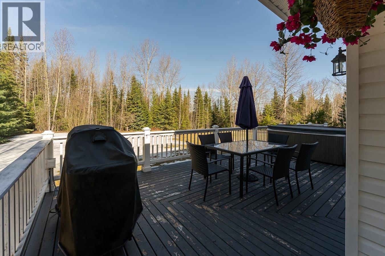 6743 VALLEYVIEW DRIVE - 38