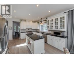 Photo 10 of 40, 6743 VALLEYVIEW DRIVE · Prince George, BC