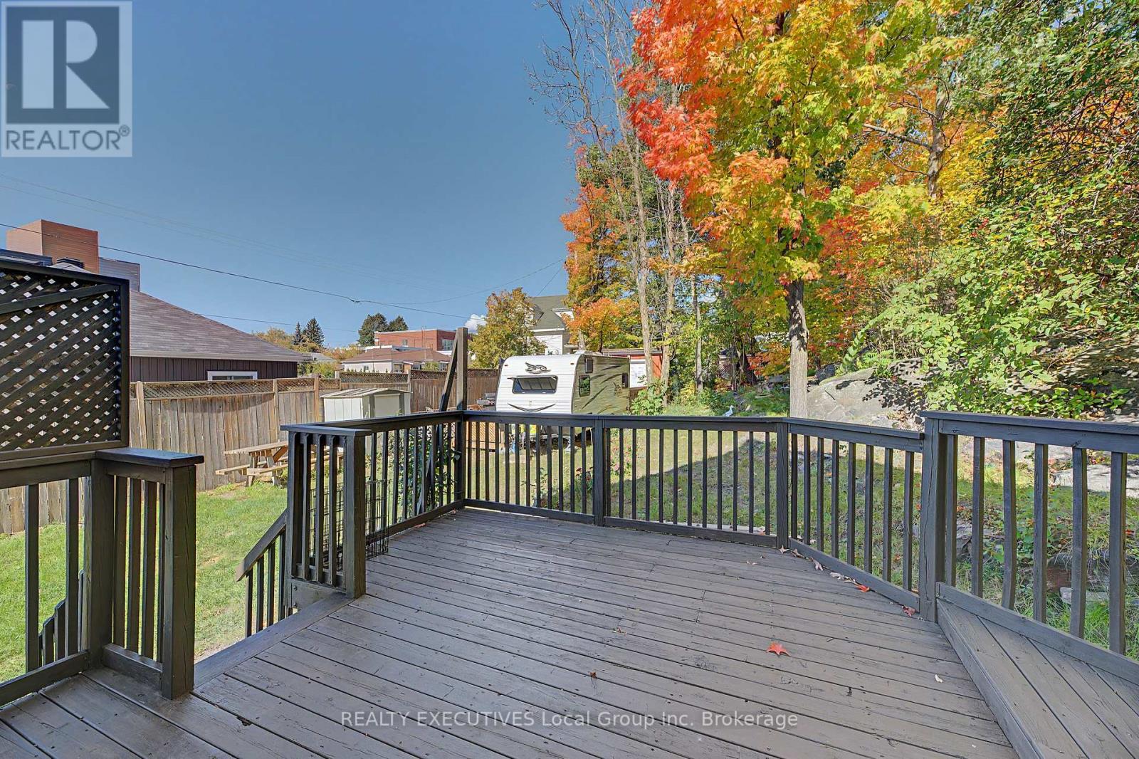 1230 CASSELLS STREET - 31