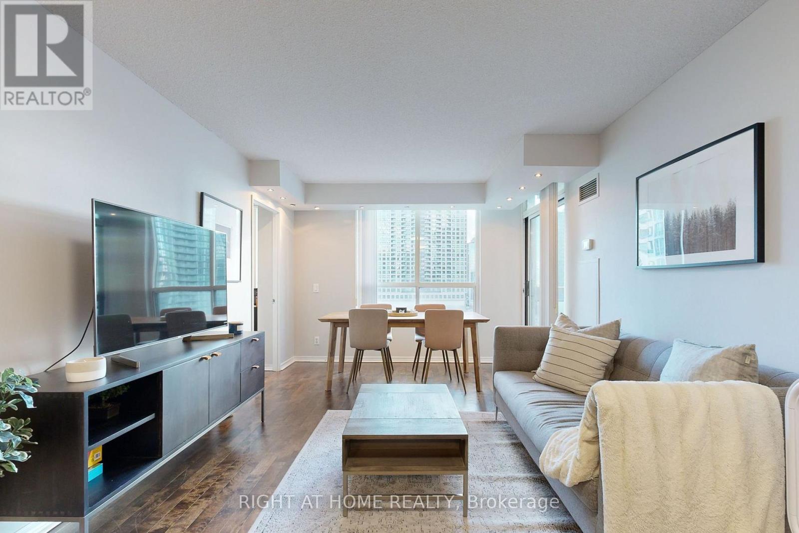 18 Parkview Avenue — photo 13