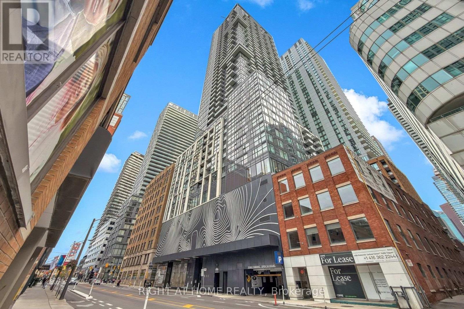 87 Peter Street