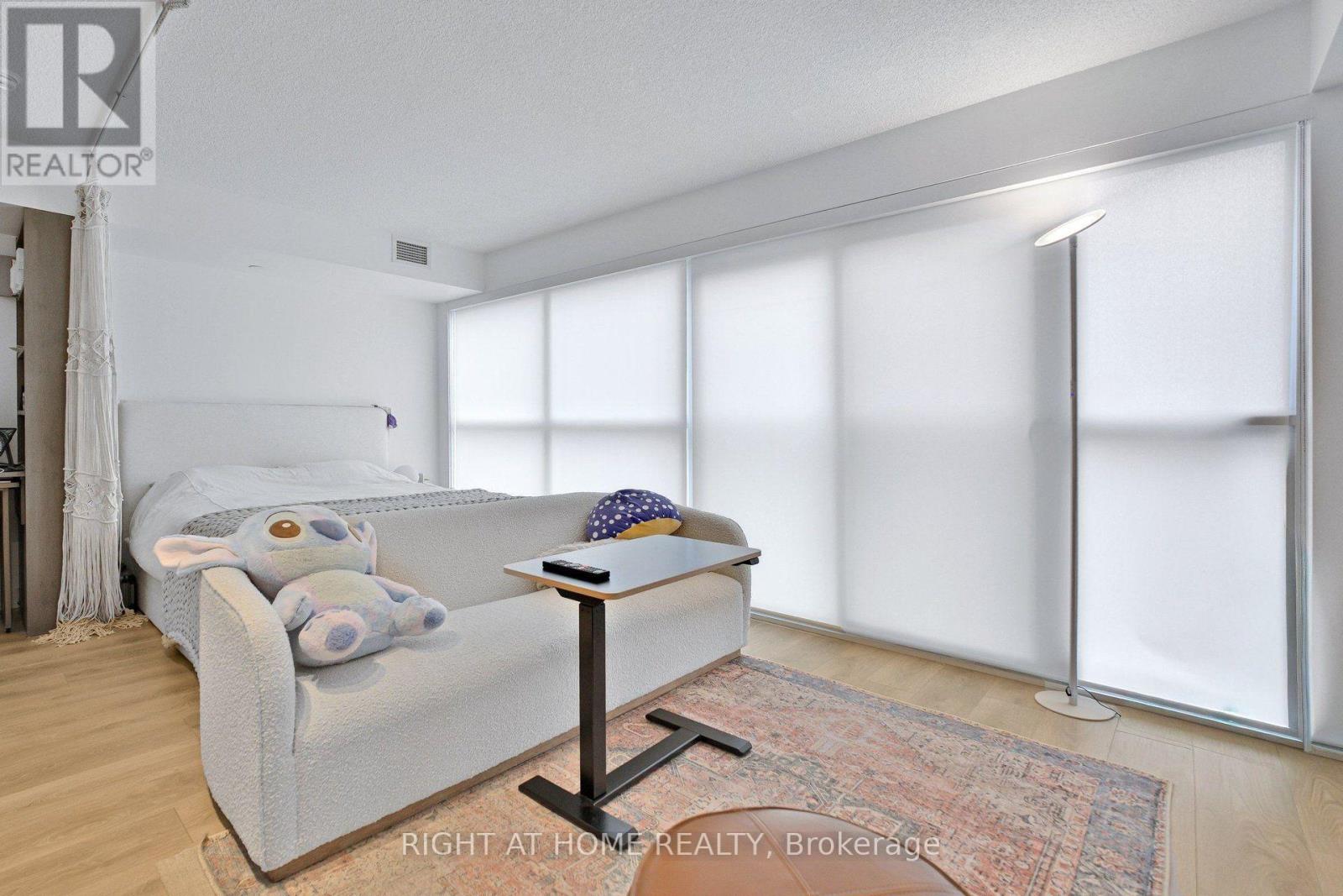 87 Peter Street — photo 15