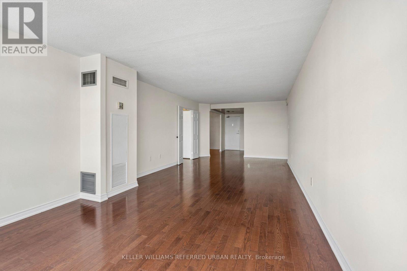 2107- 55 Skymark Drive, Toronto, ON photo 11