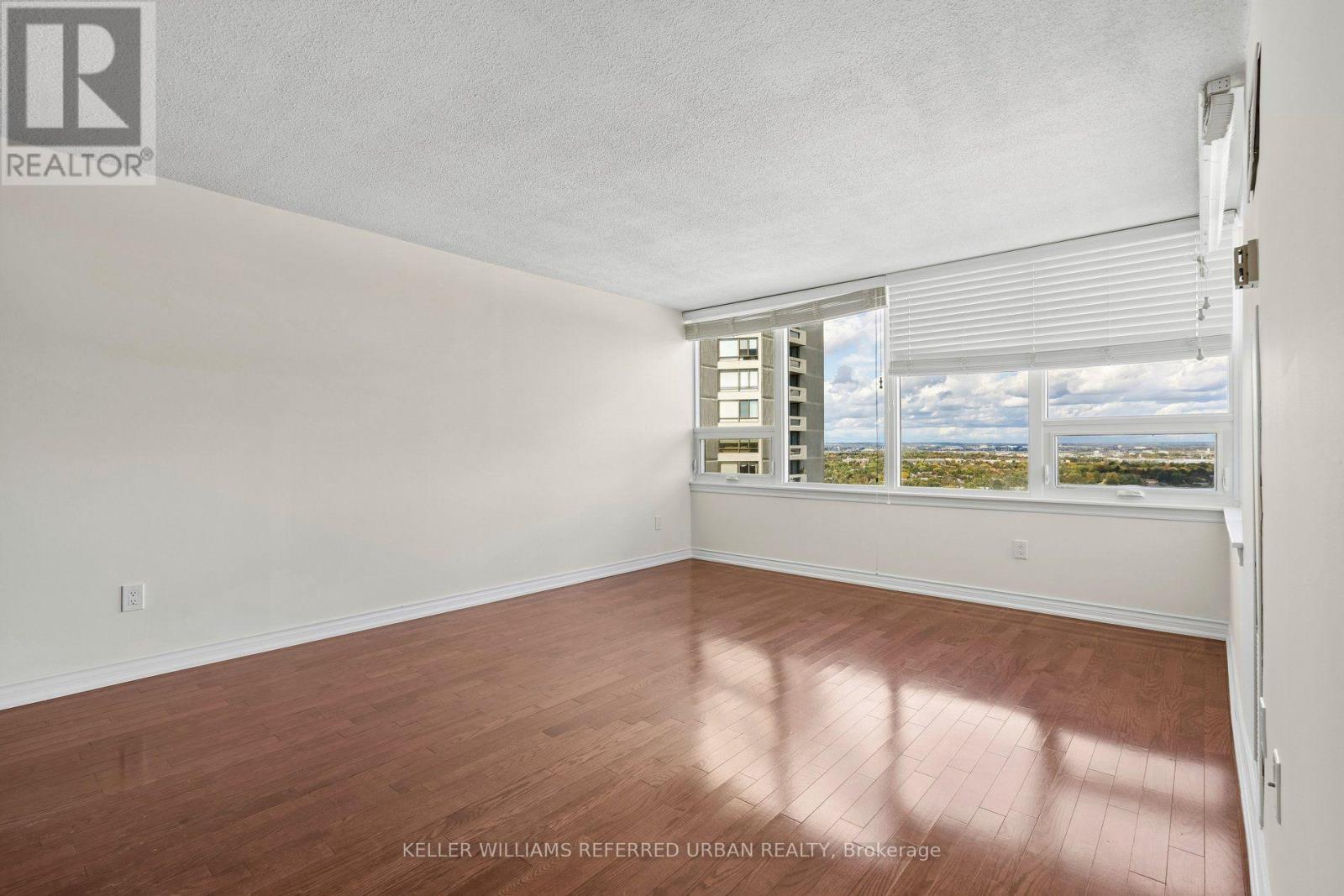 2107- 55 Skymark Drive, Toronto, ON photo 19