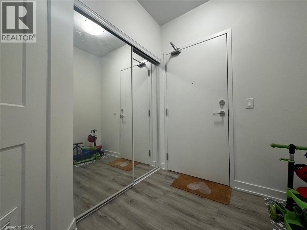 110 Fergus Avenue — photo 7