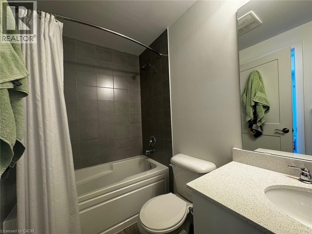 110 Fergus Avenue — photo 8