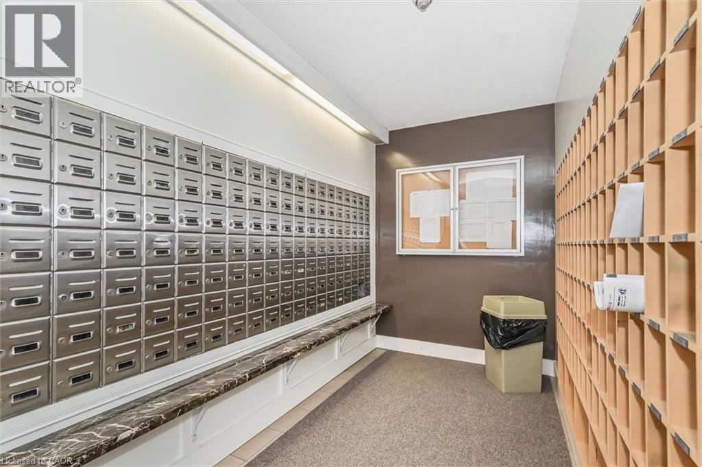 265 Westcourt Place — photo 43