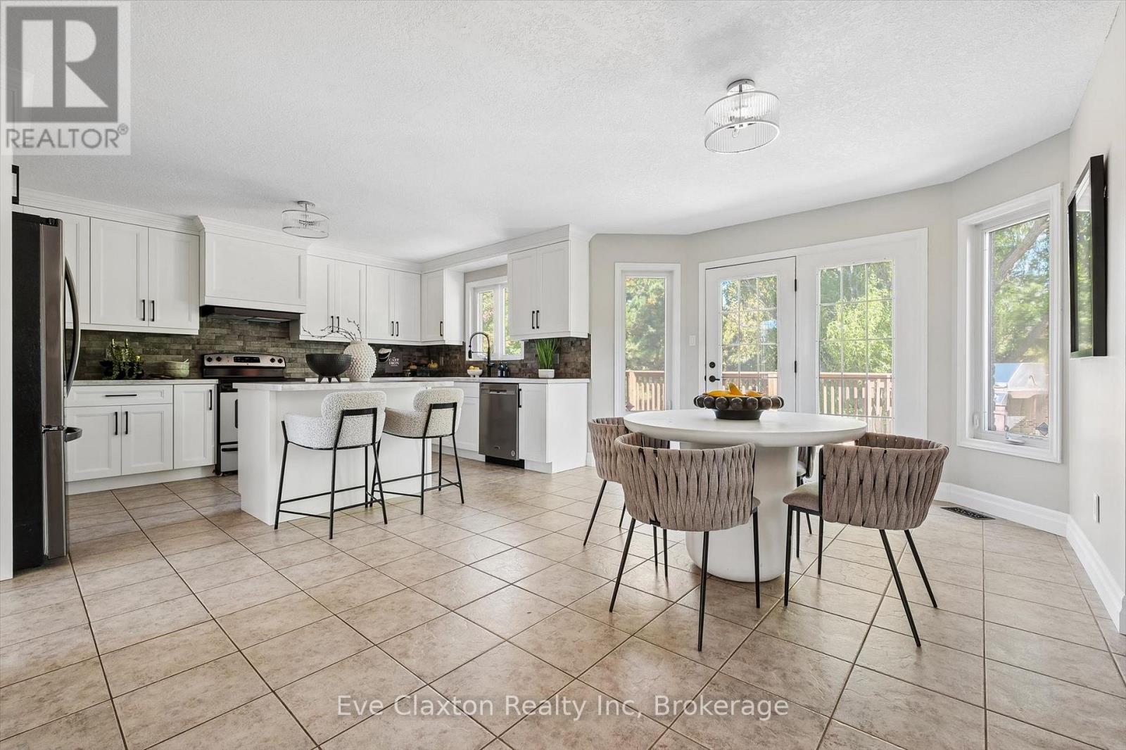 25 Amalia Crescent — photo 15