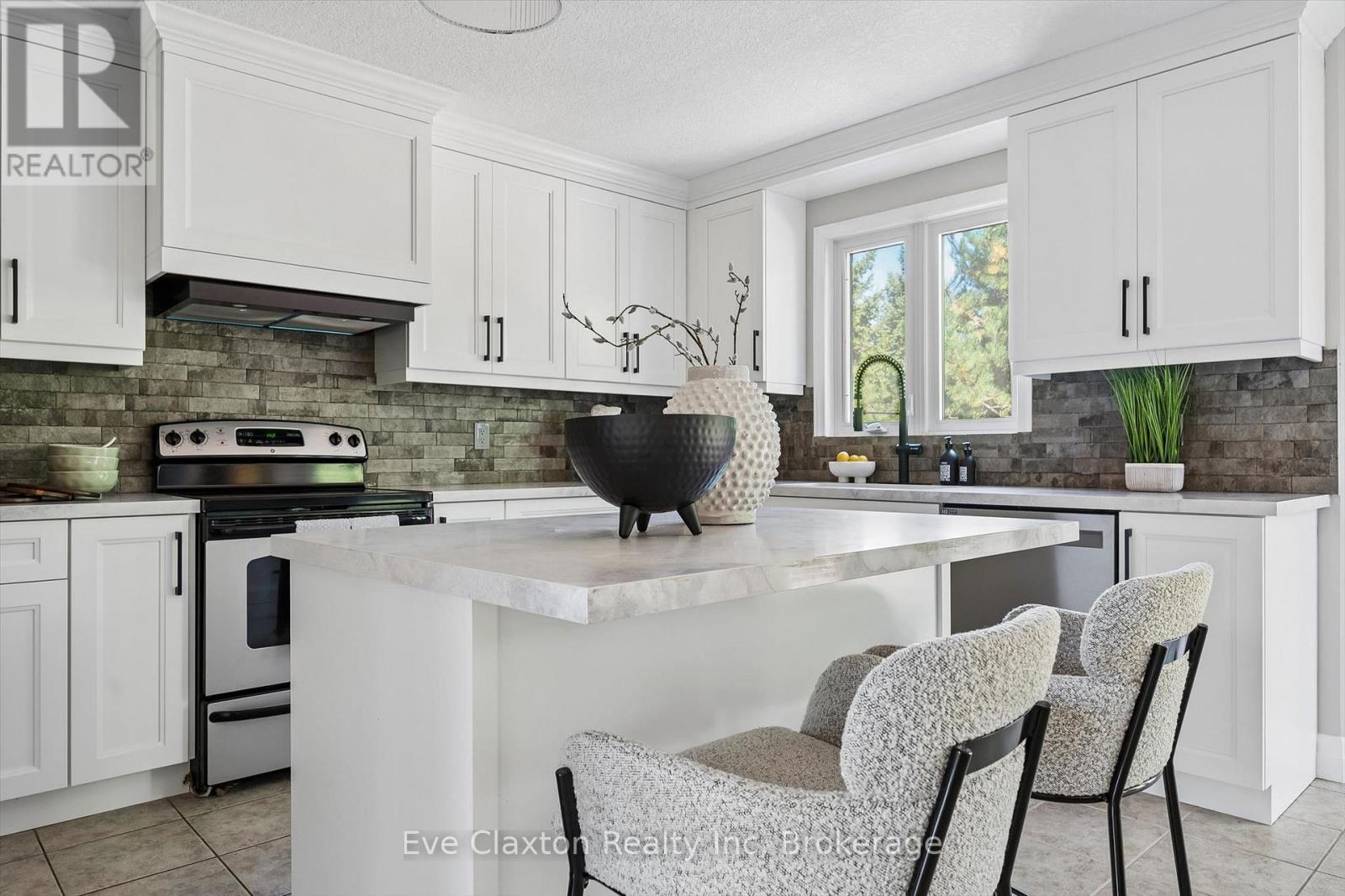 25 Amalia Crescent — photo 18