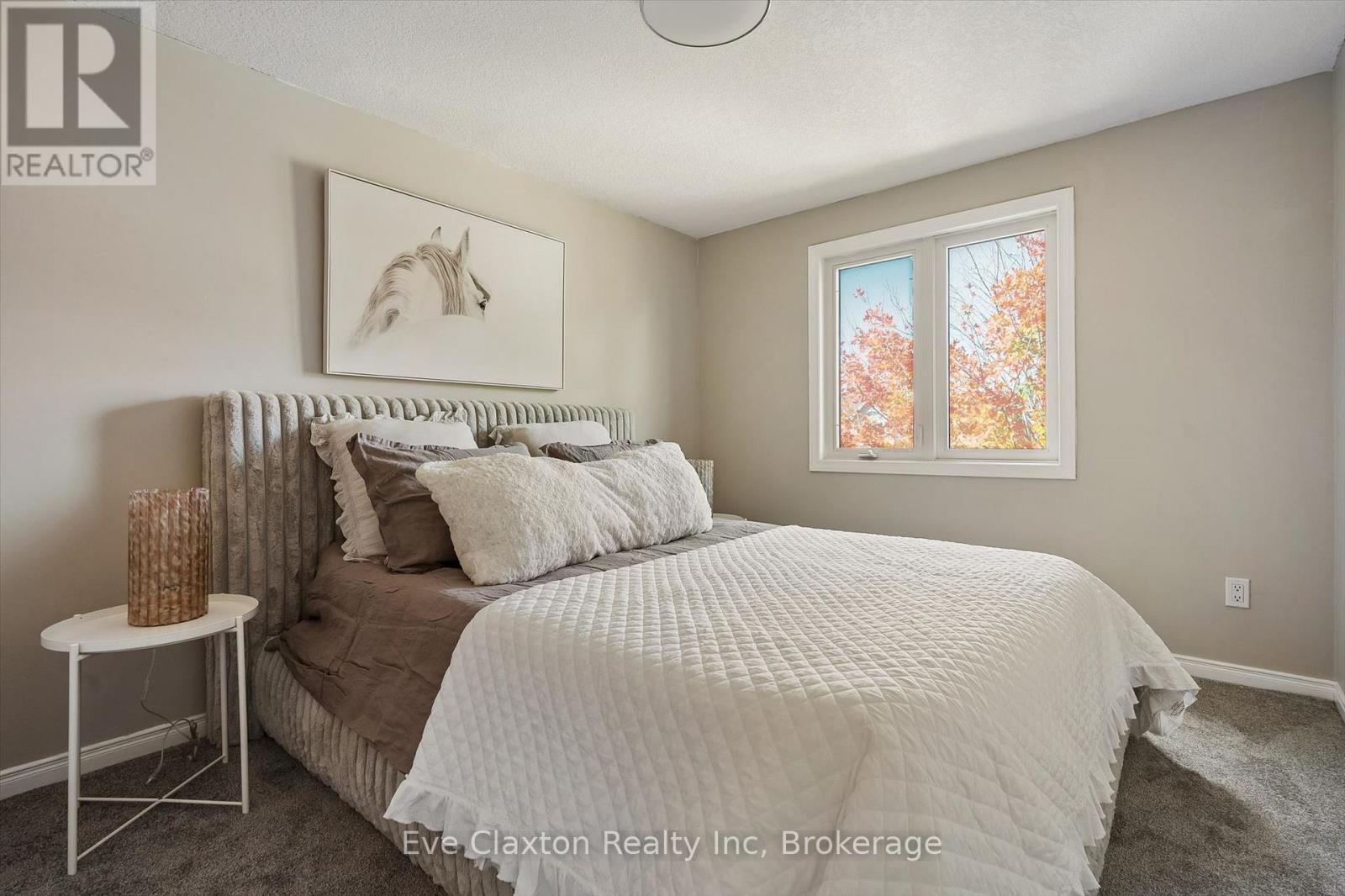 25 Amalia Crescent — photo 31