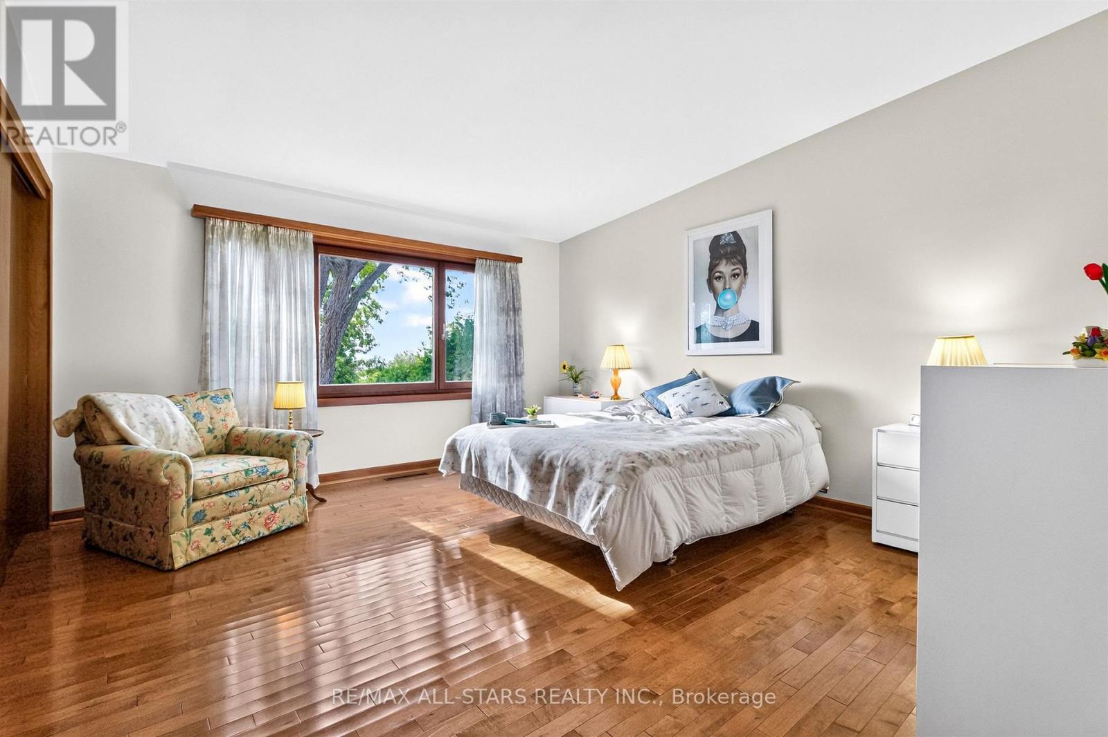 59 Hill Crescent, Toronto, ON photo 23