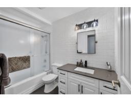 19230 Fairway Drive Drive, Surrey, BC V3S5M8 Photo 17