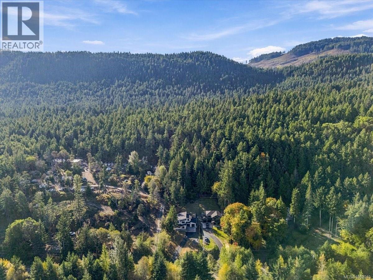 8015 Ridge Rd - 52