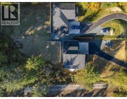 8015 Ridge Rd, Lantzville, BC V0R2H0 Photo 50