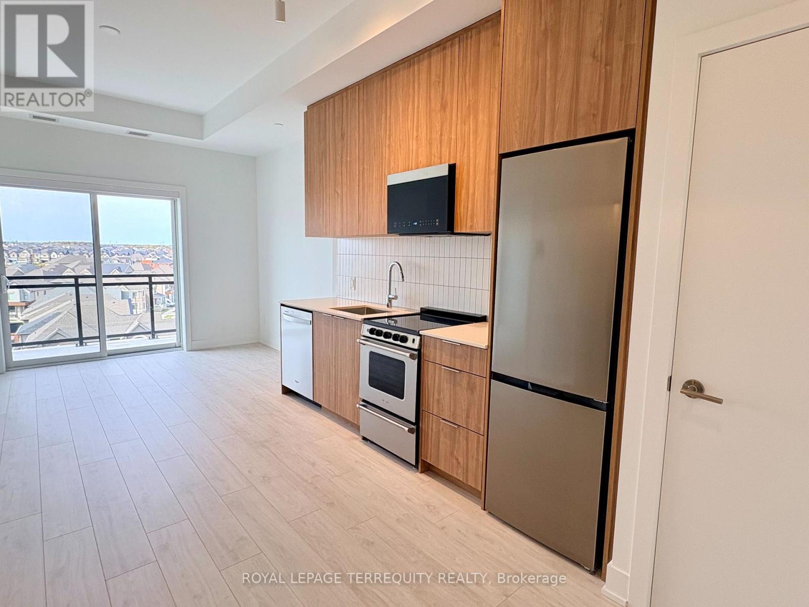 3008 William Cutmore Boulevard — photo 12