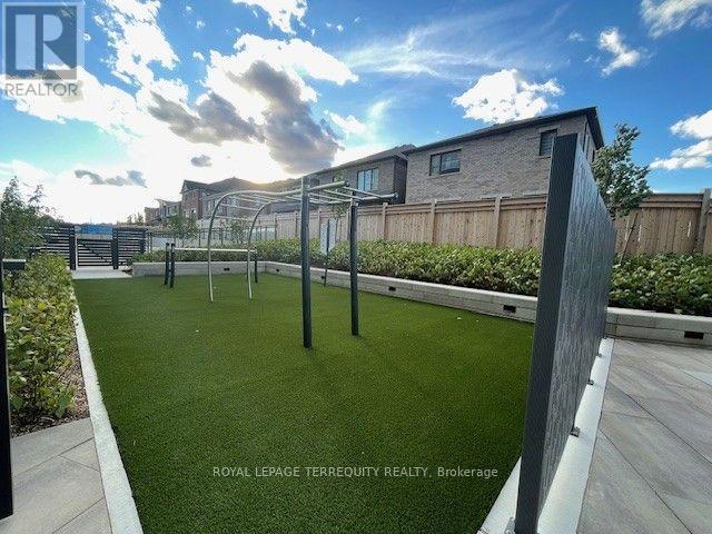 3008 William Cutmore Boulevard — photo 43