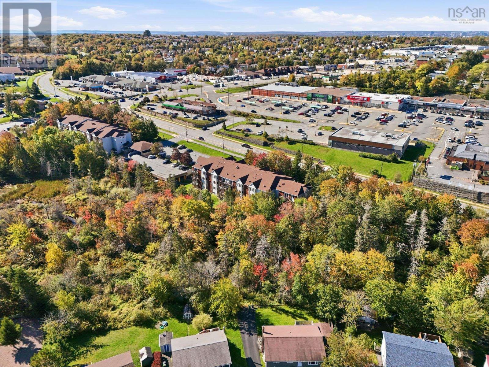 Property 32 of 37 of 137 9 Forest Hills Parkway