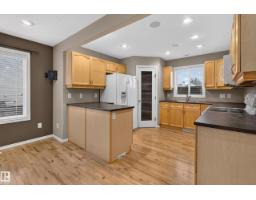 Bedroom 3 - 21215 92 Av Nw, Edmonton, AB T5T0W6 Photo 6