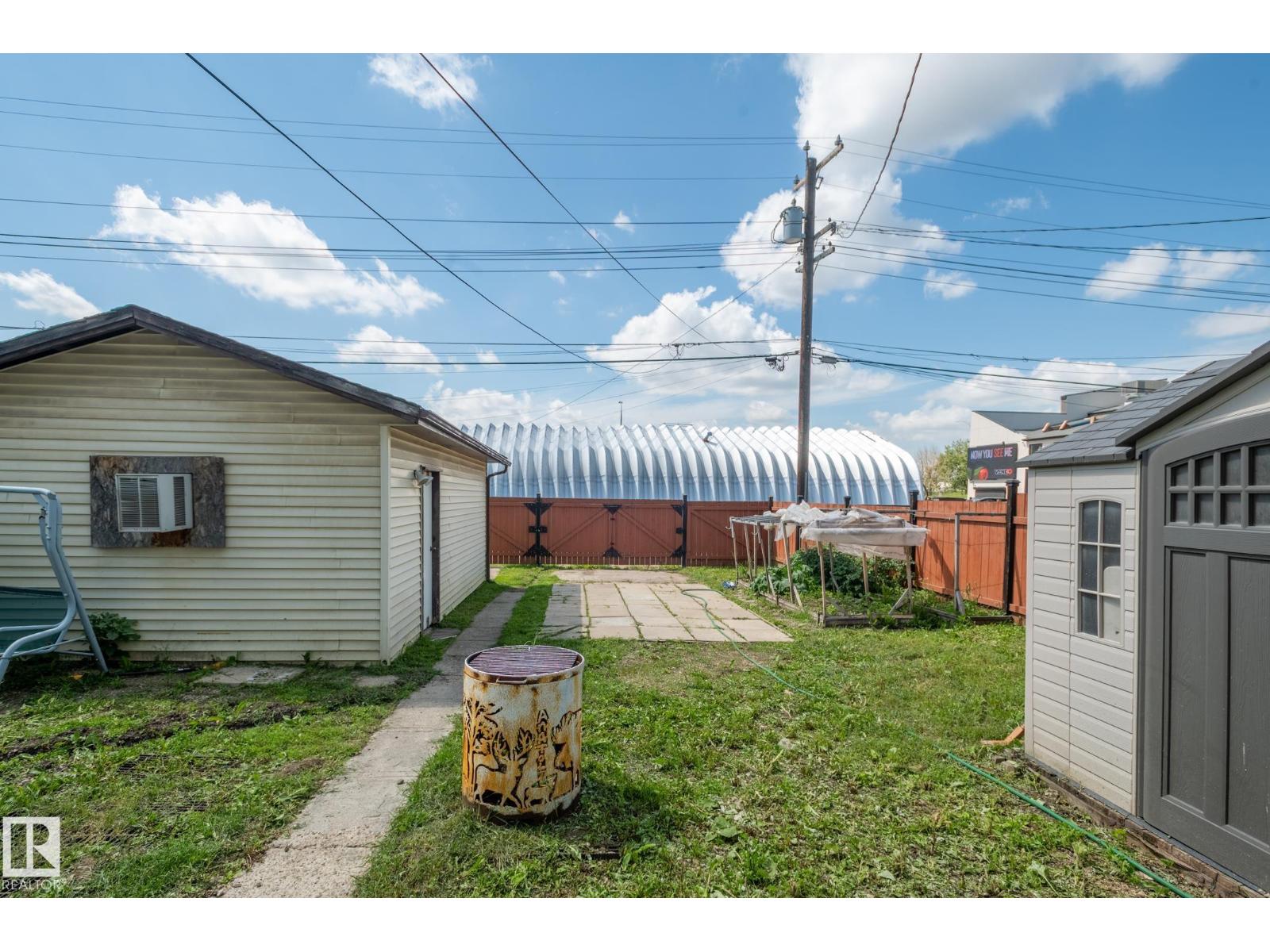 11916 71 Street NW, photo 64