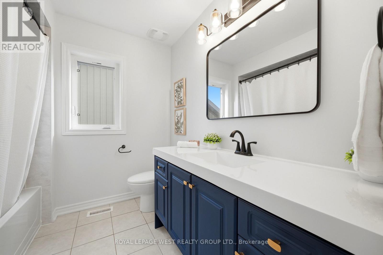 309 Greenwood Drive, Essa, ON photo 16