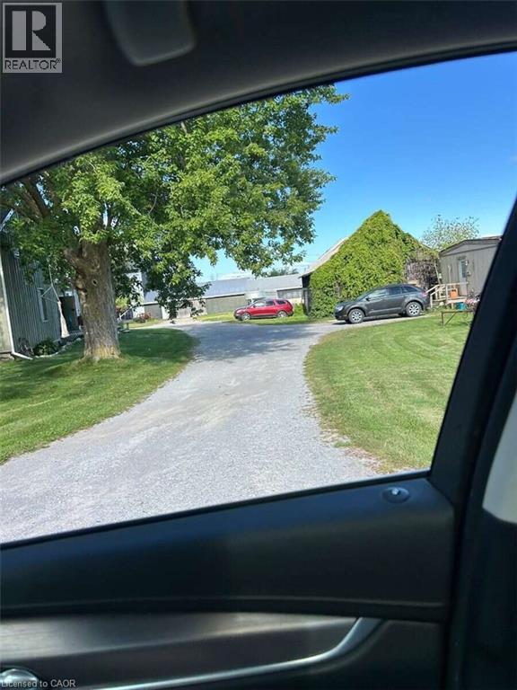 624 Hillhead Road — photo 15