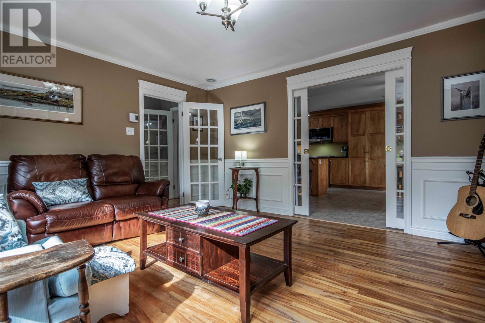 15 Kirke Place - 19