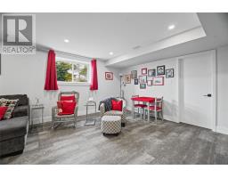 5 Red Cliff Road thumbnail 19