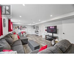 5 Red Cliff Road thumbnail 20