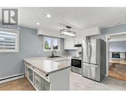 16 Dunscombe Place thumbnail 11