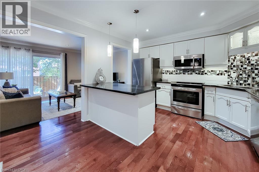 34 Dynasty Avenue — photo 11