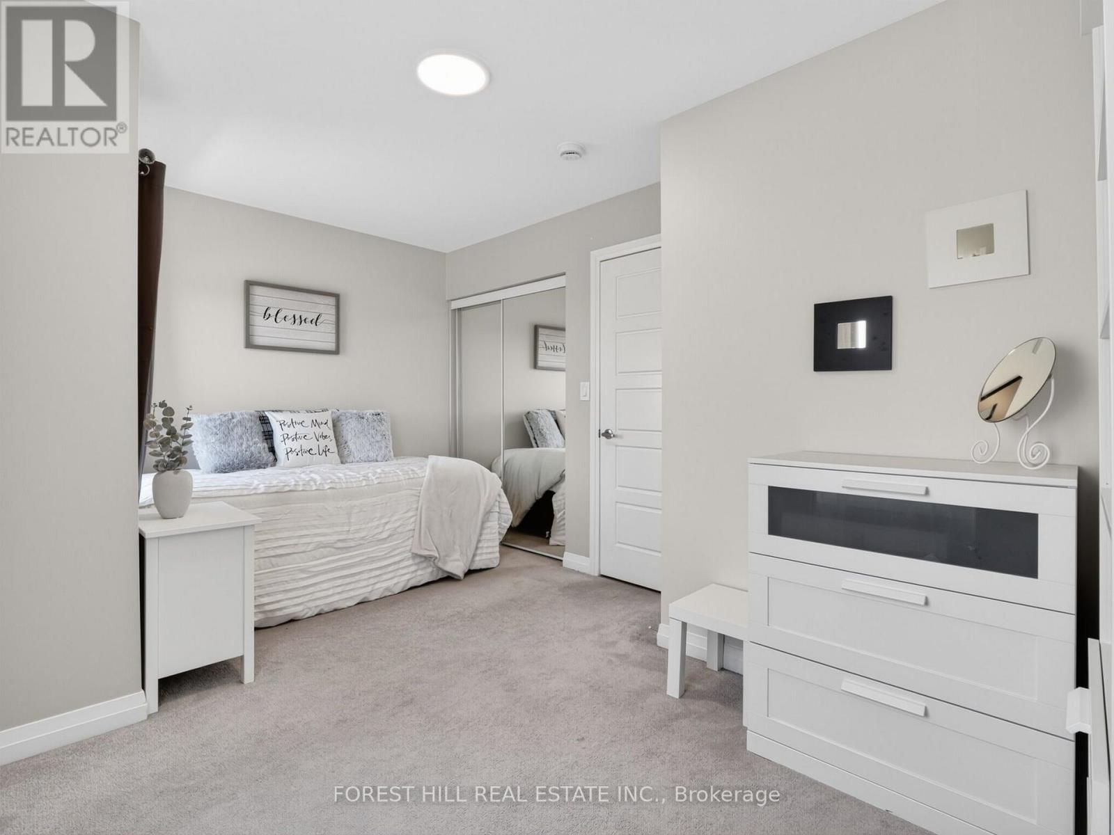 19 Stanley Greene Boulevard, Toronto, ON photo 18