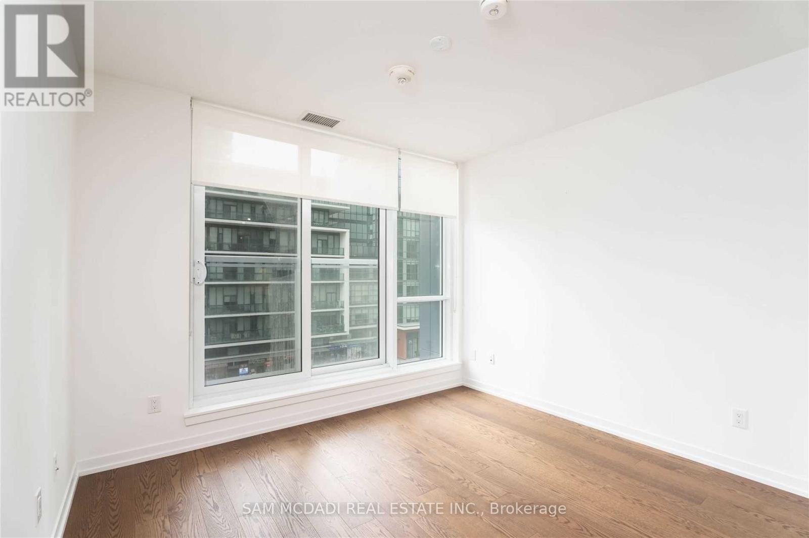 4065 Confederation Parkway — photo 10
