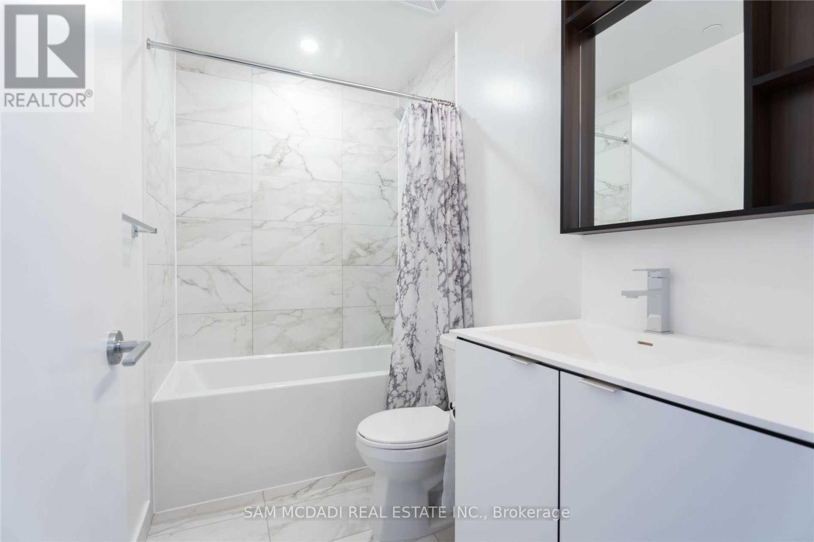4065 Confederation Parkway — photo 13