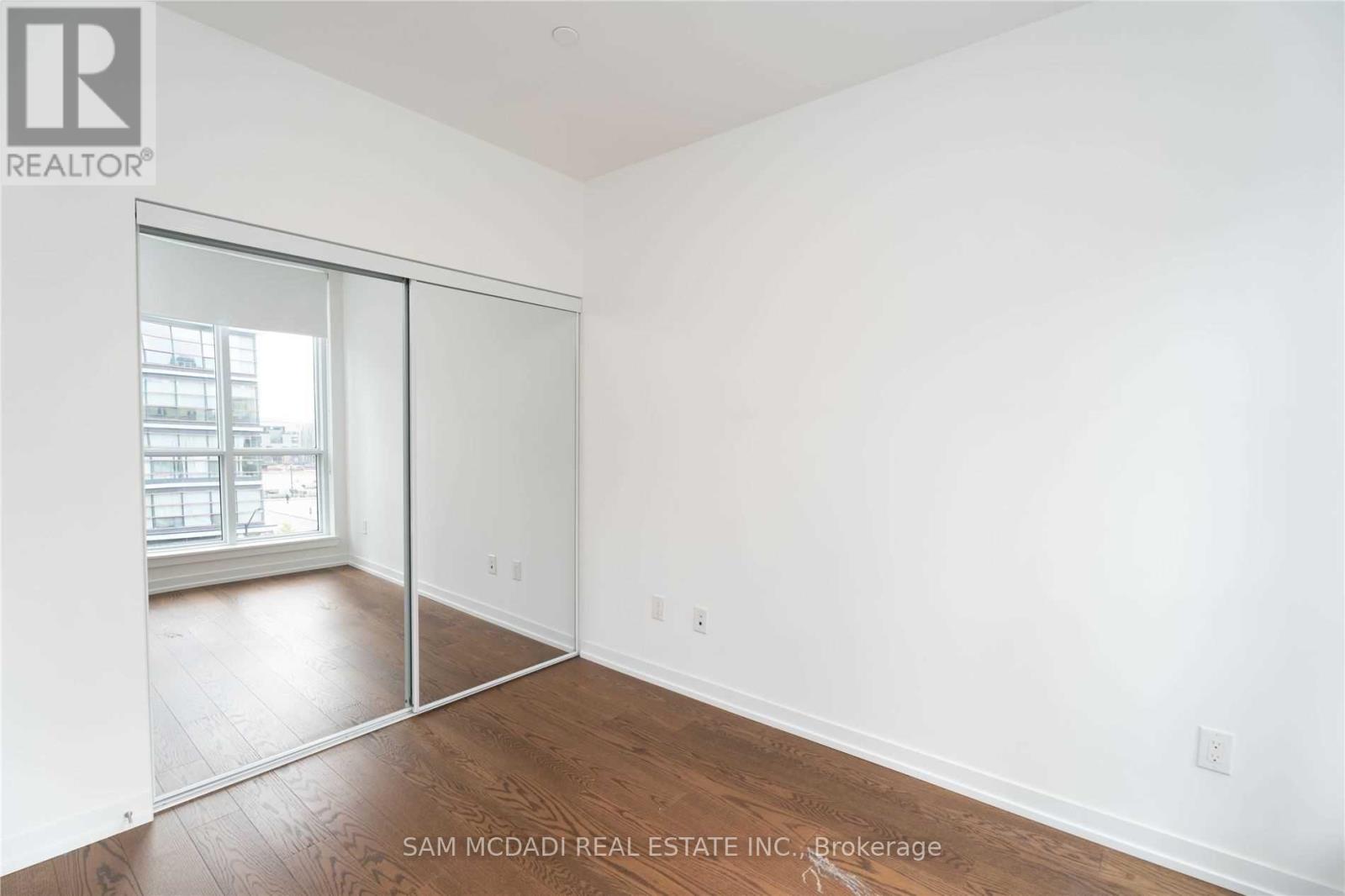 4065 Confederation Parkway — photo 15