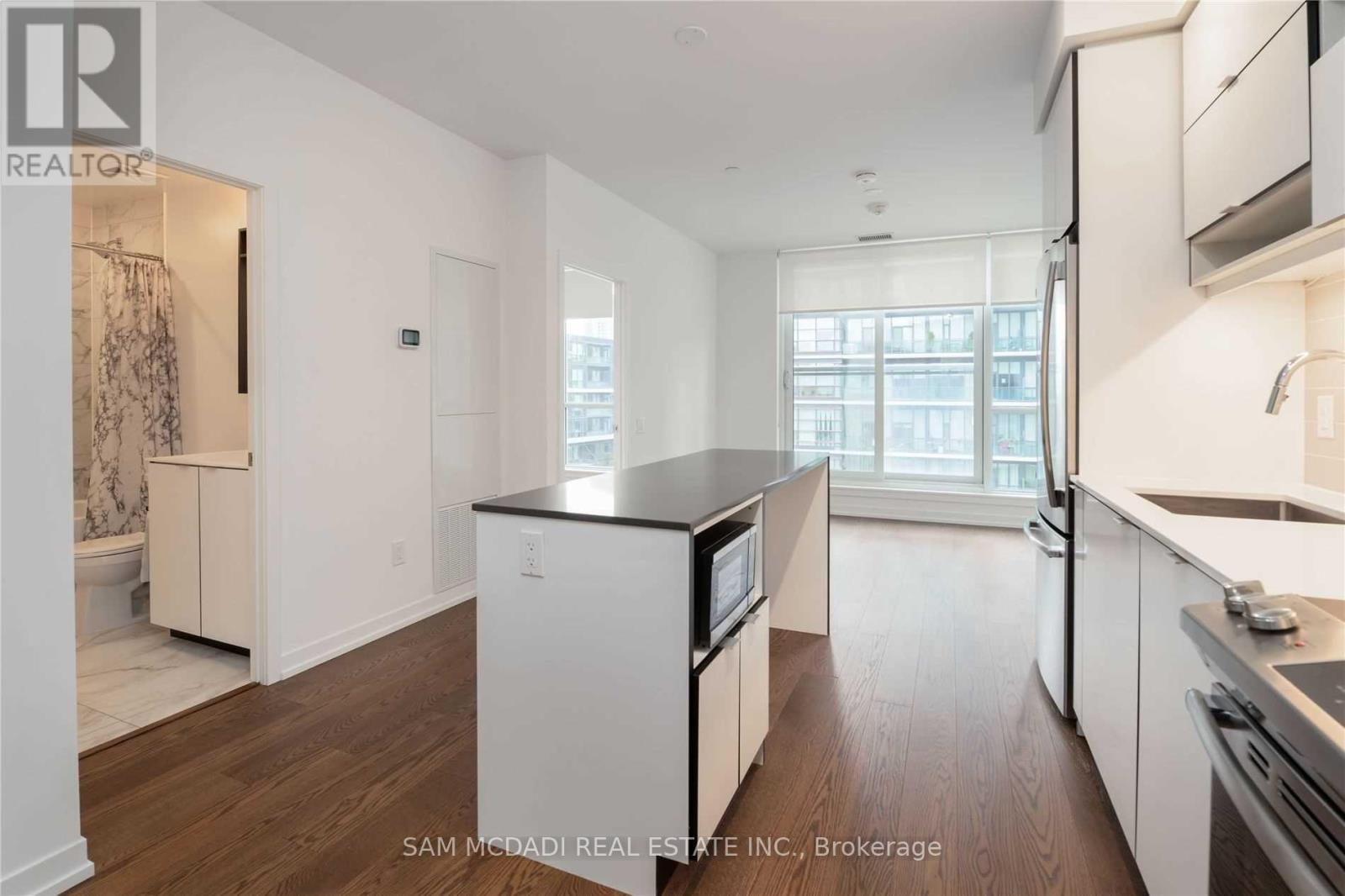 4065 Confederation Parkway — photo 8