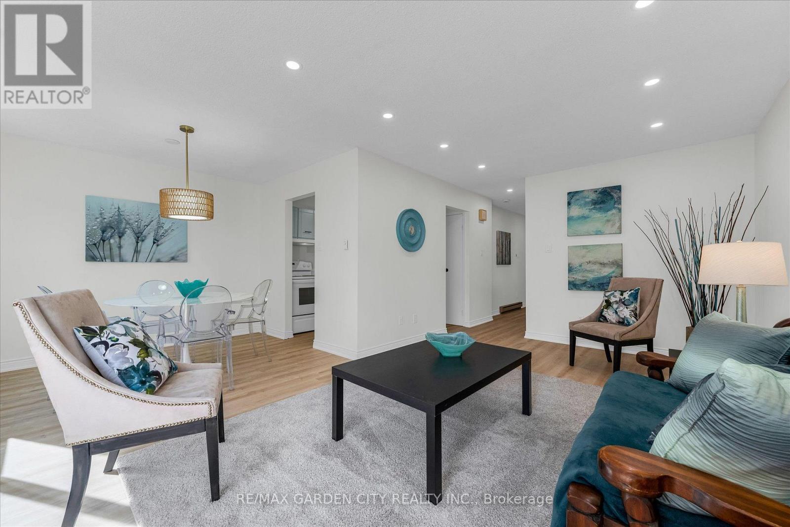 #82 5045 PINEDALE AVENUE - 10
