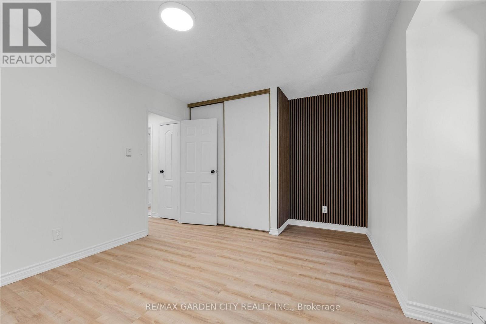 #82 5045 PINEDALE AVENUE - 13