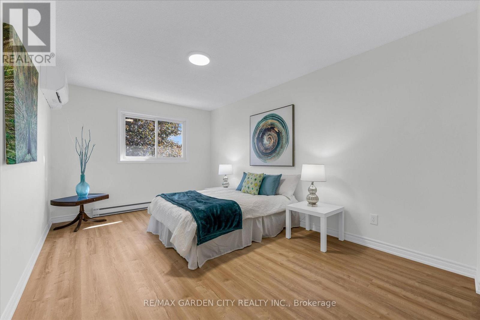 #82 5045 PINEDALE AVENUE - 17