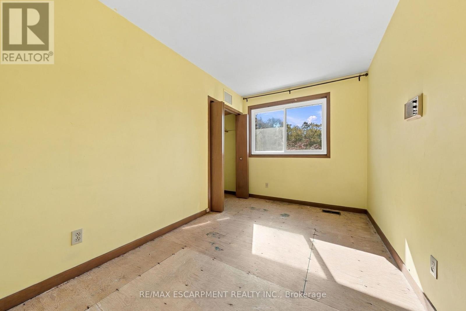 2429 Redfern Road, Burlington, ON photo 13
